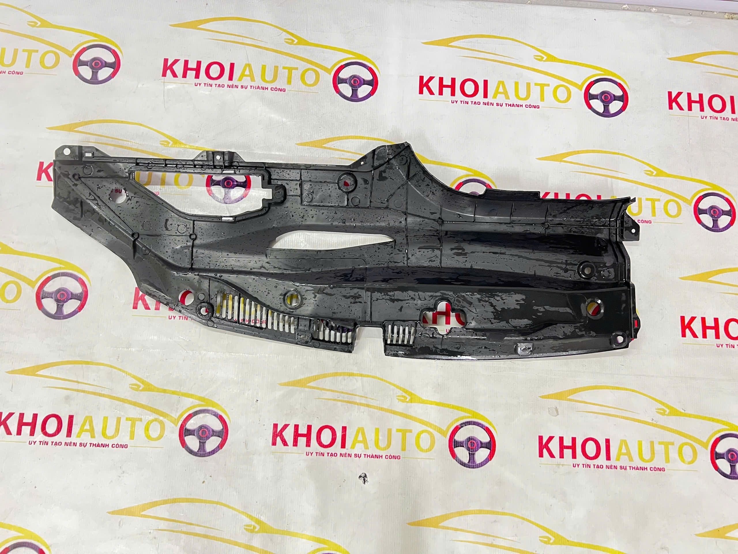 53295-48041 Miếng Che Dàn Nóng Két Nước LEXUS RX350 RX450h 2009-2015 5329548041 OEM