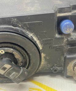 81211-60221 Đèn Gầm TOYOTA Land Cruiser 2008-2010 Phải(RH)8121160221 Bãi Tháo Xe