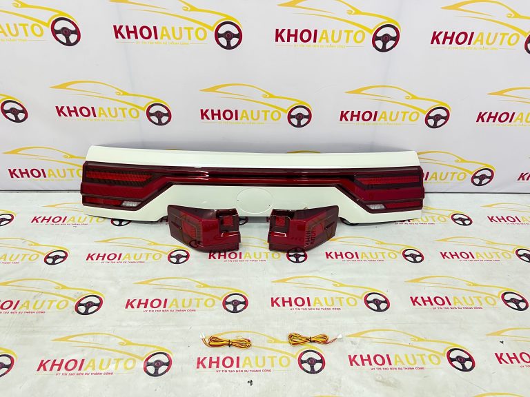 Đèn Hậu LED Ngang  TOYOTA Land Cruiser LC300 2022-2025 OEM