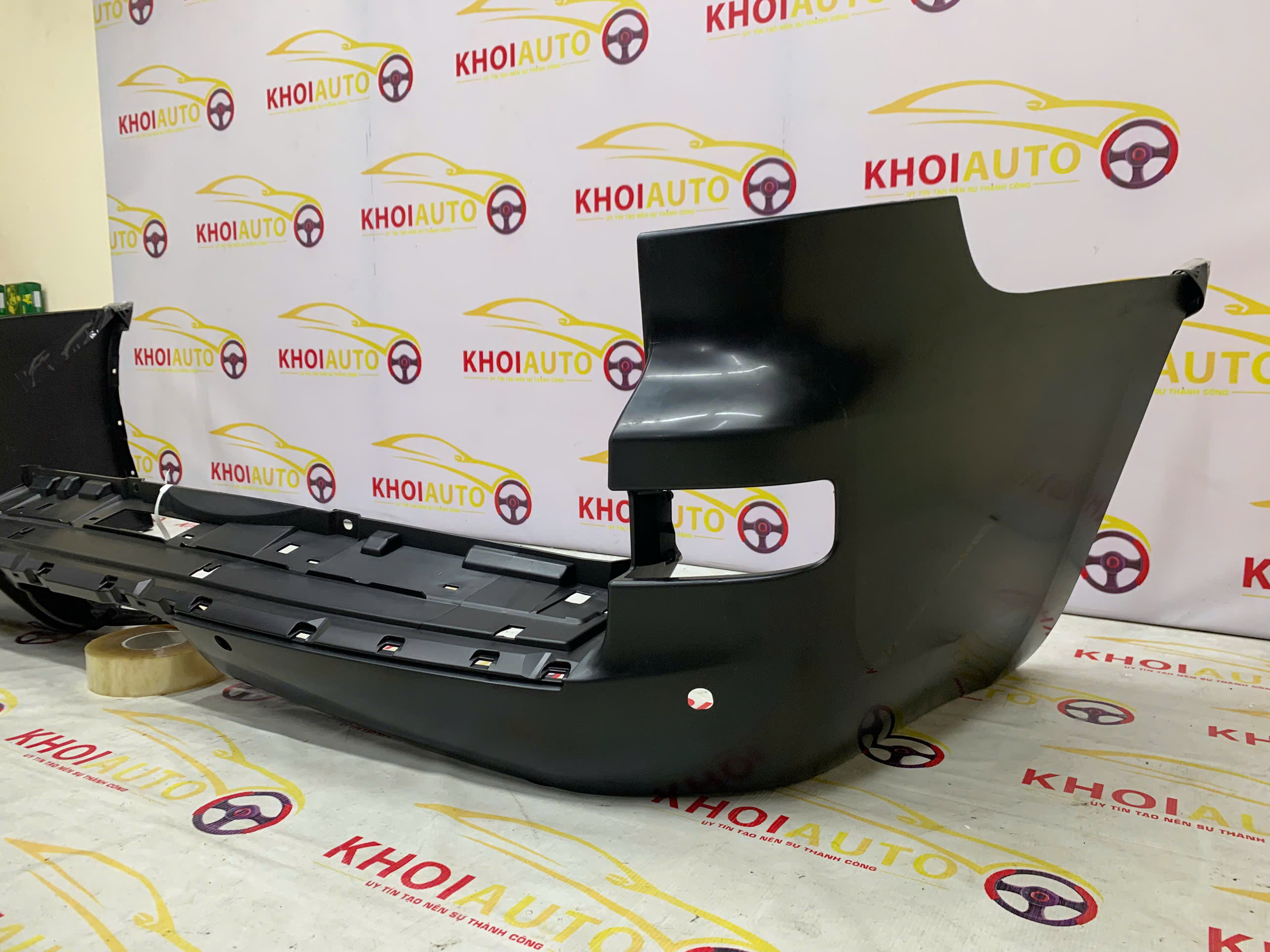 52159-60998 Cản Sau LEXUS LX570 2013-2015 5215960998 OEM