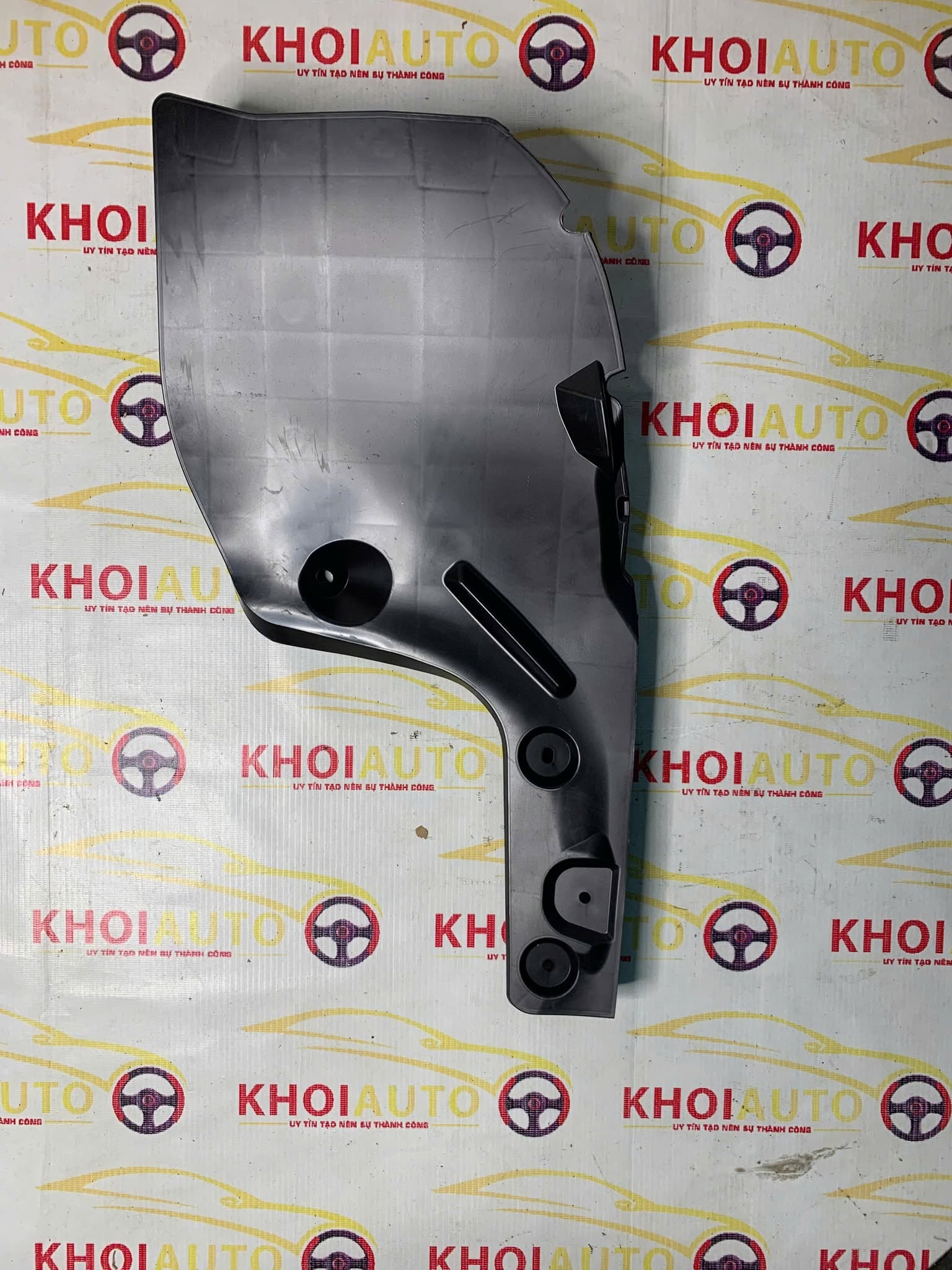 52591-60040 Chắn Bùn Bánh Sau TOYOTA LAND CRUISER LC300 2021-2026 Phải (RH) OEM 5259160040