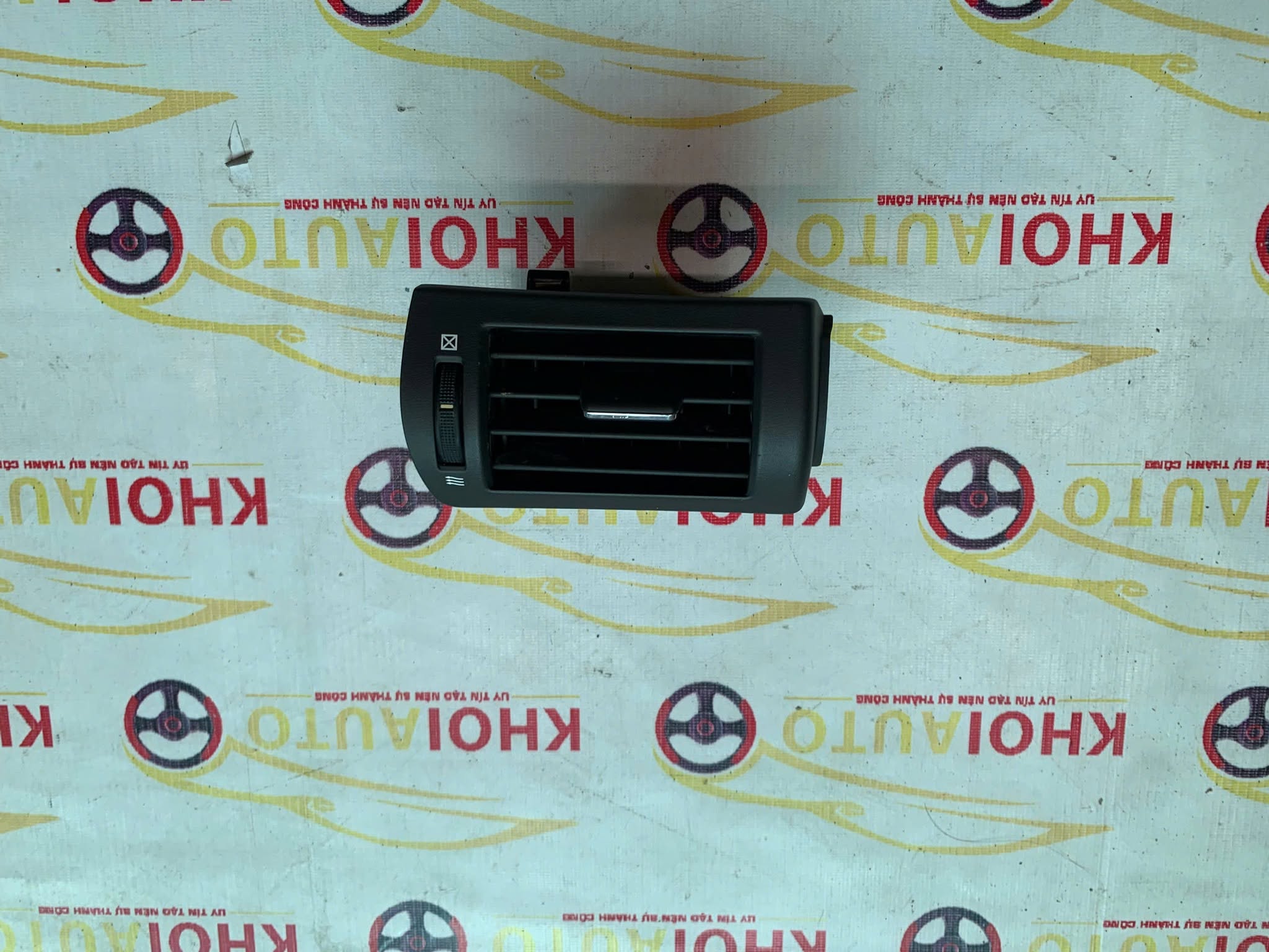 55650-48070 Cửa Gió Điều Hòa Taplo LEXUS RX350 2009-2015 Trái (LH) 5565048070 Bãi Tháo Xe