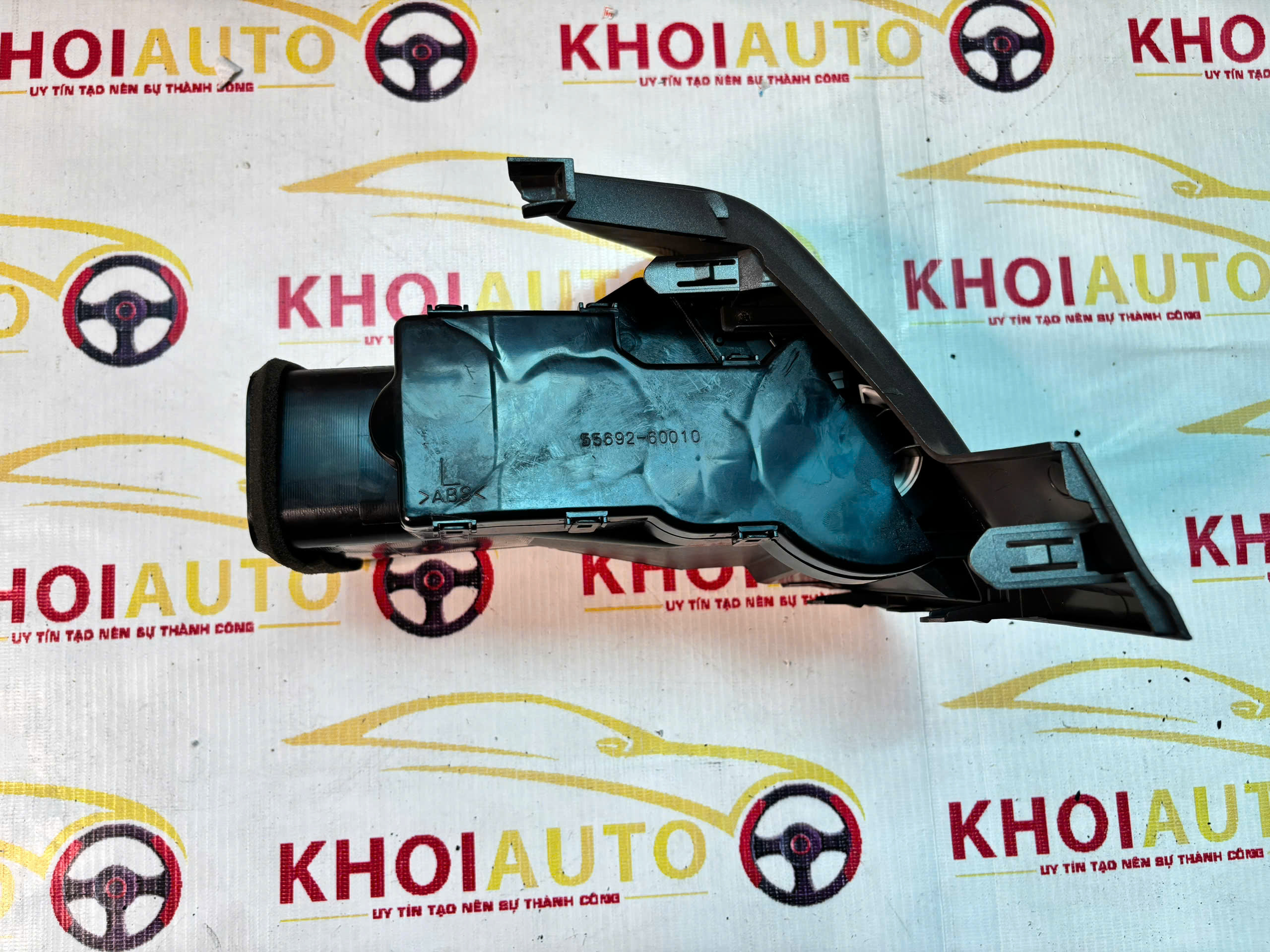 55670-60200 Cửa Gió Điều Hòa Taplo LEXUS LX570 2008-2012 Trái (LH) 5567060200 Bãi Tháo Xe