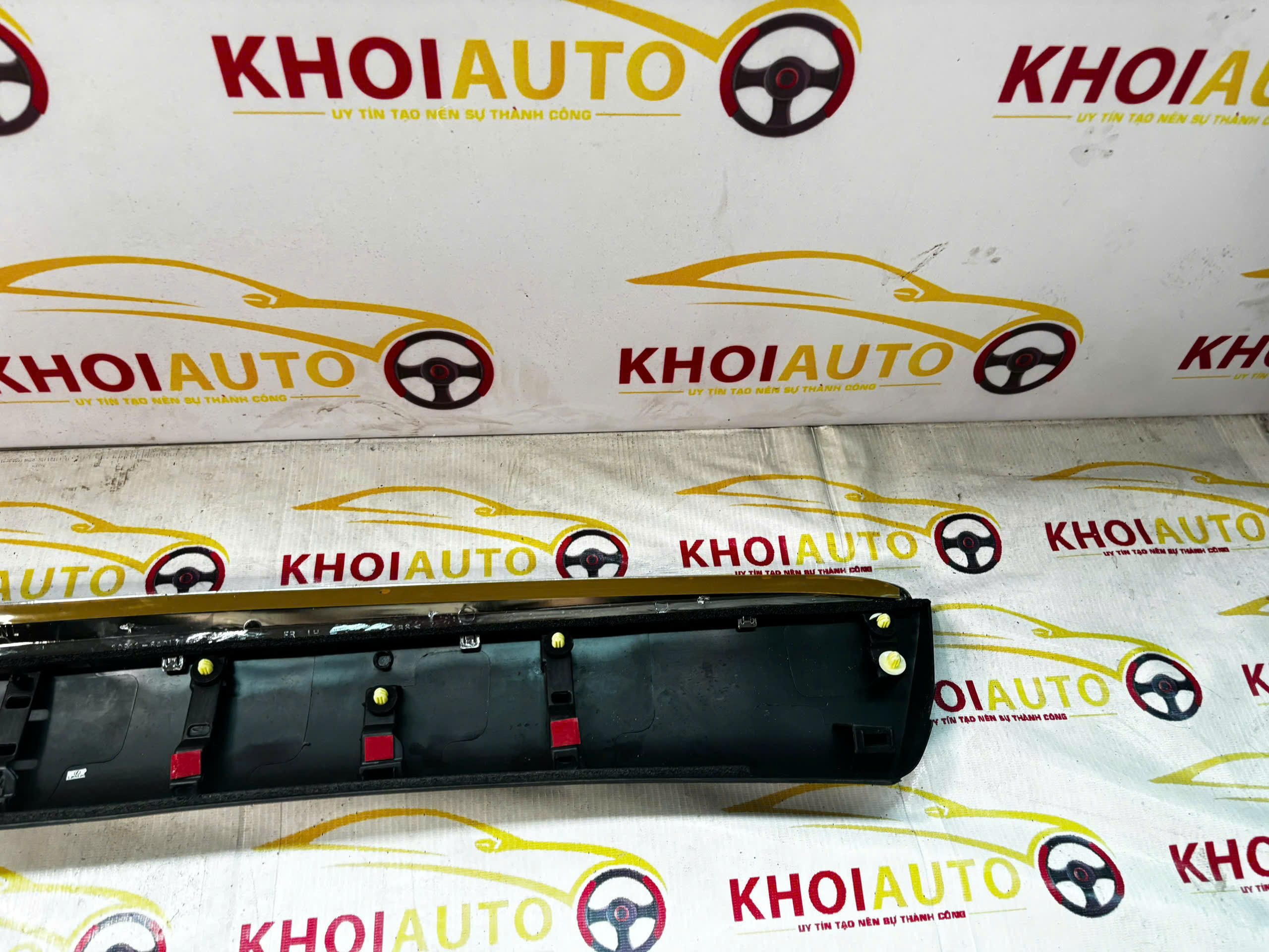 75072-48030 Ốp Cánh Cửa Trước LEXUS RX350 2009-2015 Trái (LH) 7507248030 OEM