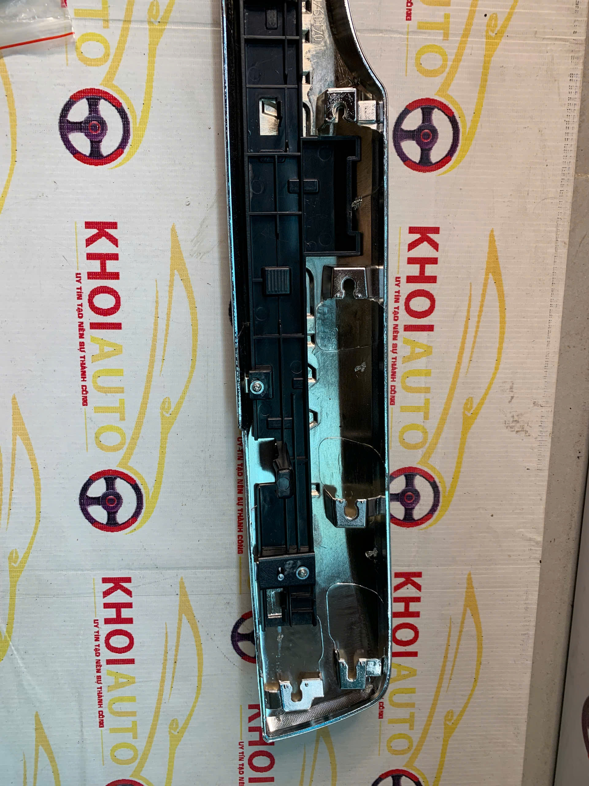 76810-60151 Mạ Cốp Sau TOYOTA Prado 2018-2021 7681060151 OEM