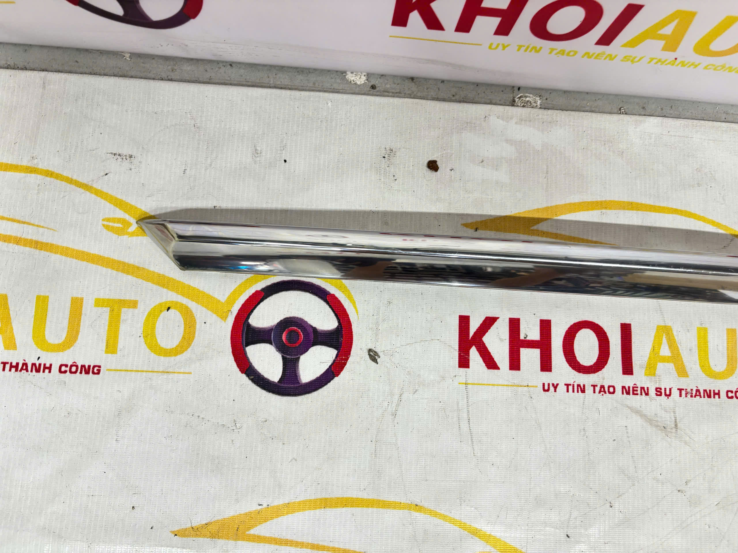 76812-48110 Mạ Cốp Sau LEXUS RX SERIES 2016-2022 7681248110 old