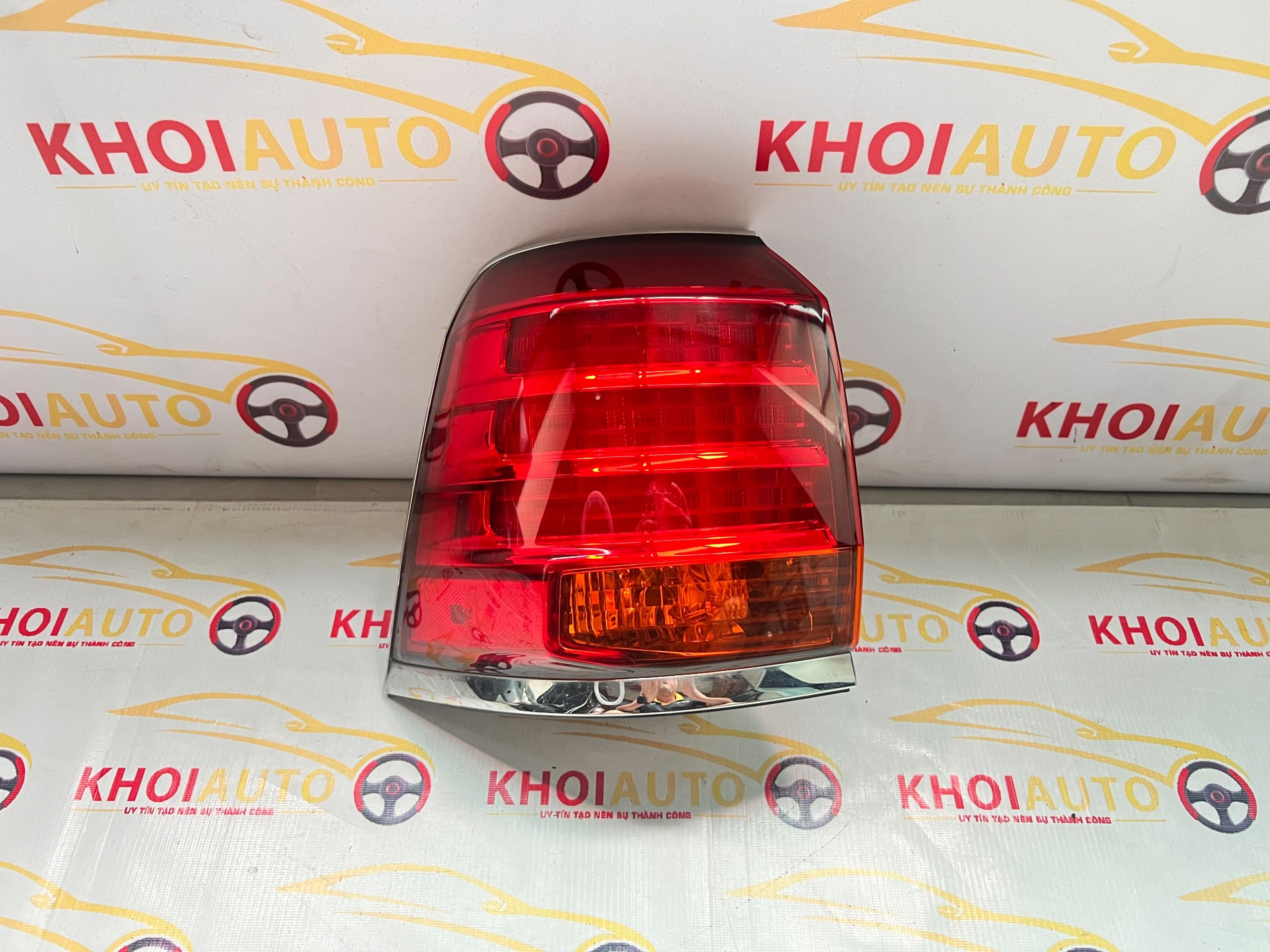 81561-60780 Đèn Hậu Ngoài Lexus LX570 2009-2012 Trái (LH) 8156160780 Tháo Xe