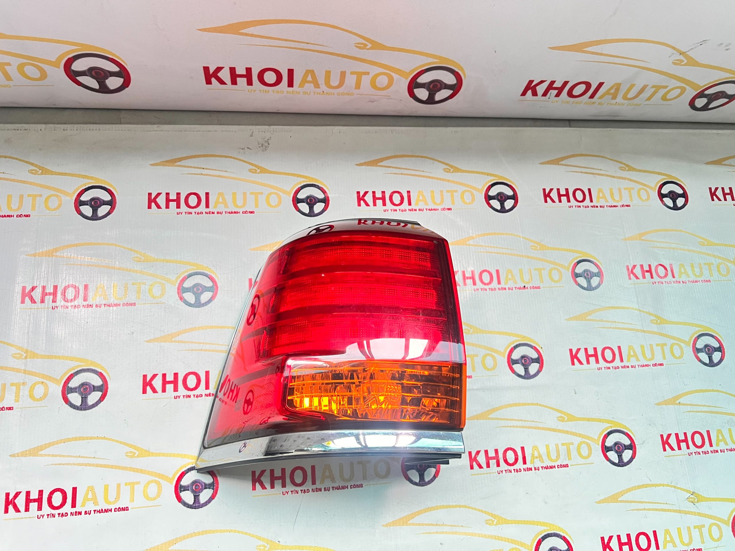 81561-60780 Đèn Hậu Ngoài Lexus LX570 2009-2012 Trái (LH) 8156160780 Tháo Xe
