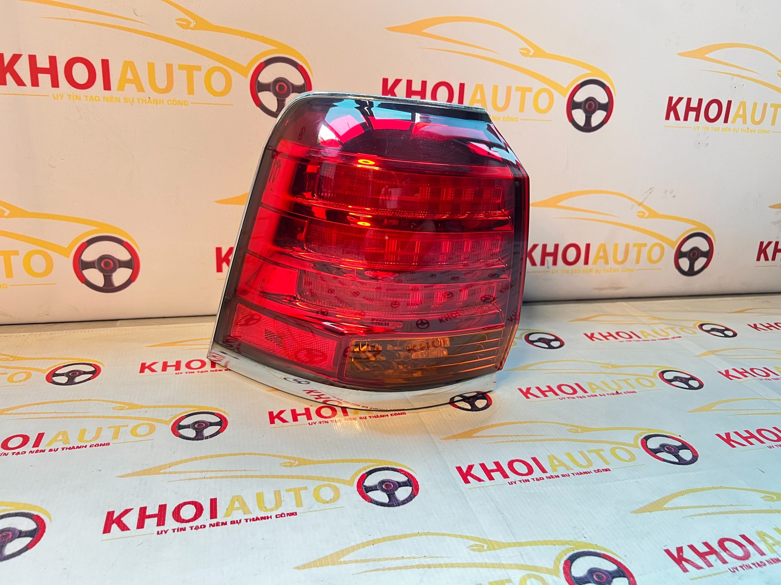 81561-60780 Đèn Hậu Ngoài Lexus LX570 2009-2012 Trái (LH) 8156160780 Tháo Xe