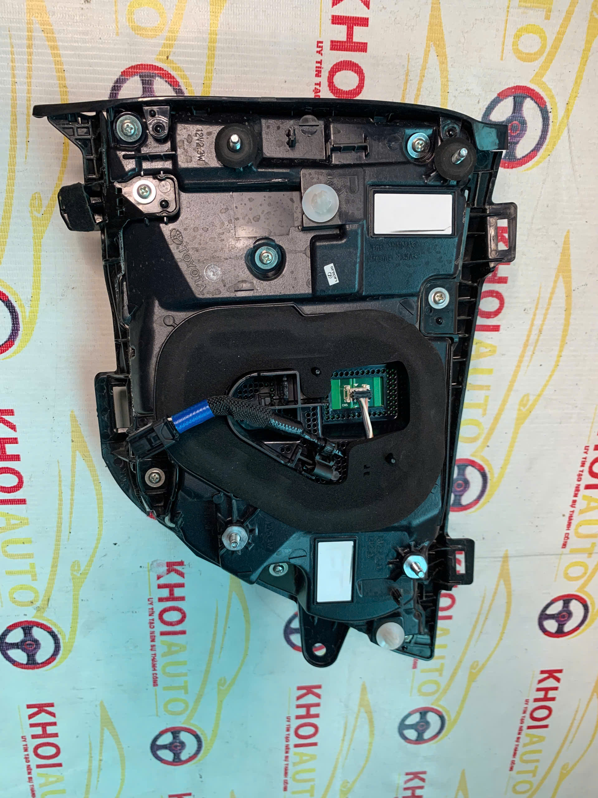 81580-60510 Đèn hậu Trong TOYOTA LAND CRUISER LC300 2021-2025 Phải (RH) 8158060510 Tháo Xe OLD