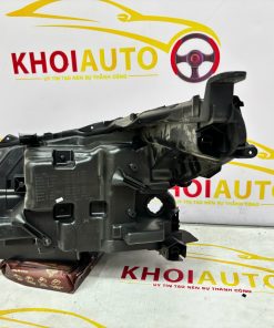 Đế Đèn Pha LEXUS LX570 2016-2022 Phải (RH) OEM