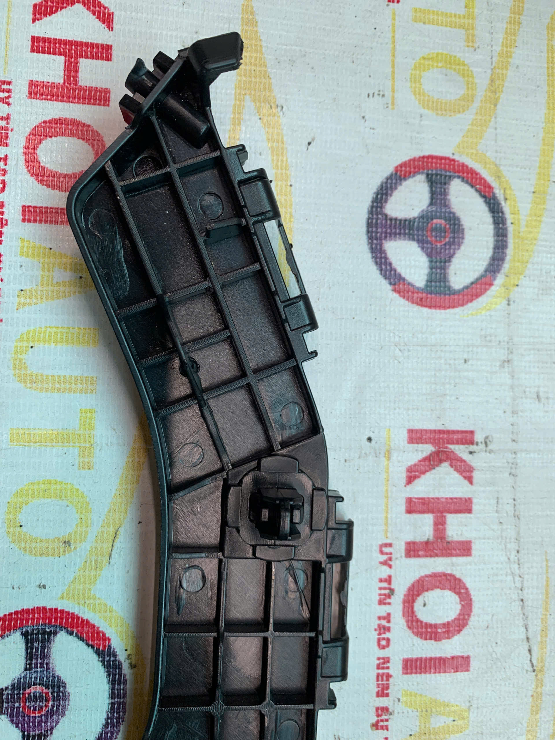 52575-48040 Phe Cài cản Sau LEXUS RX350 2009-2012 Phải (RH) OEM 5257548040