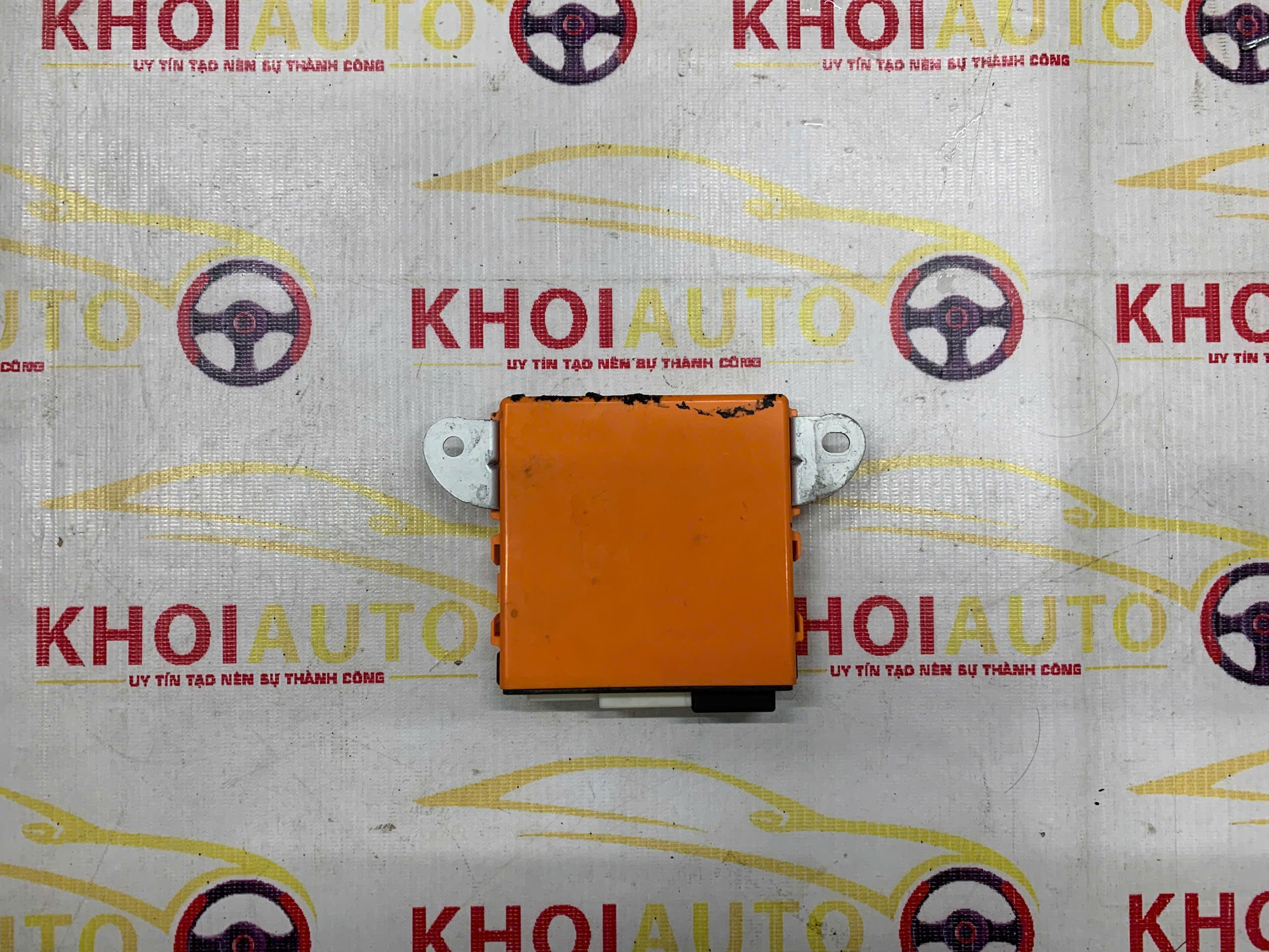 89430-53080 Hộp Hiều Khiển Gương LEXUS IS250C 2010-2015 Bãi Tháo Xe 8943053080